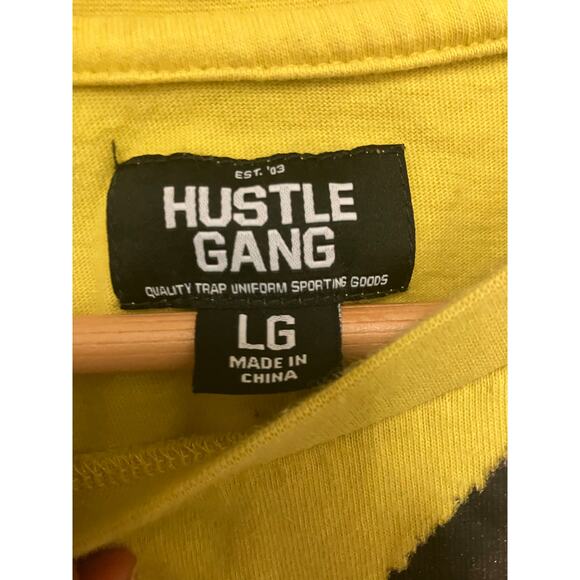 Hustle Gang Shirt Men's Large Black Coffee Woman Streetwear Hip-Hop Yellow Short - Picture 7 of 7
